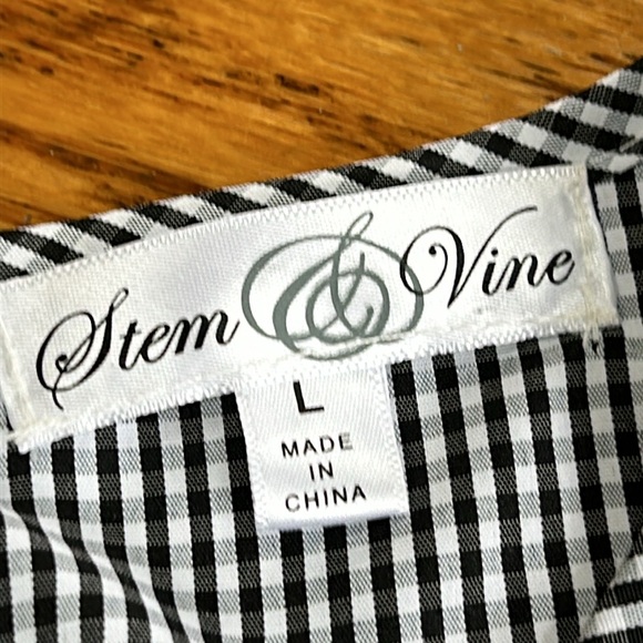 Stem & Vine black/white check top, embroidered sleeves. Size Large. - Picture 2 of 13